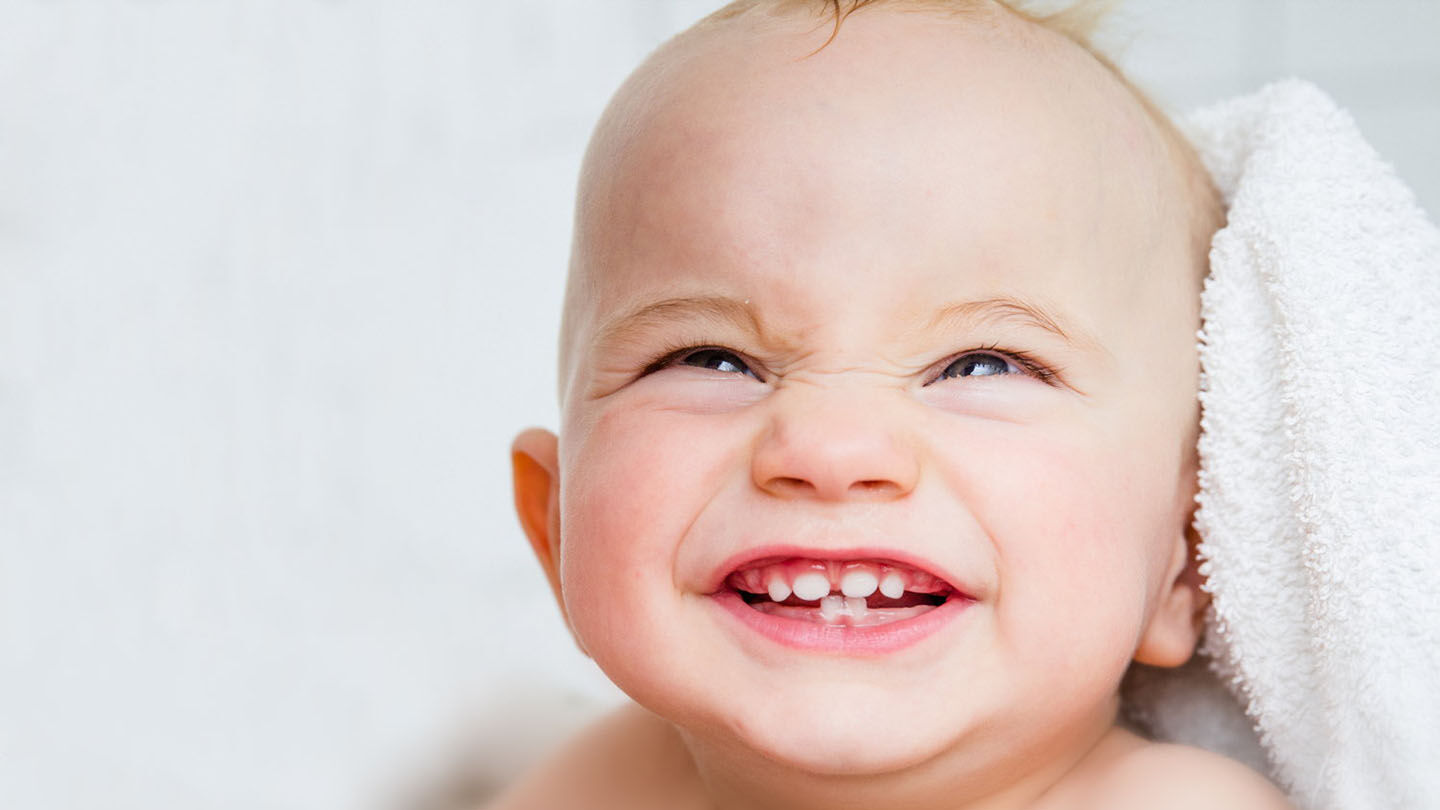 https://www.chicco.com.mx/dw/image/v2/BJJJ_PRD/on/demandware.static/-/Sites-Chicco-Mexico-Library/es_MX/dw57f7fabf/site/13-Consejos/maloclusion-dentalel-chupete-es-malo-para-los-dientes.jpg